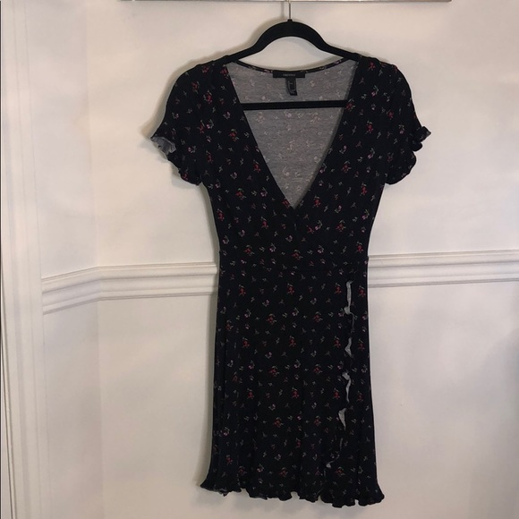 Black Floral V-Neck summer Dress - Picture 1 of 5